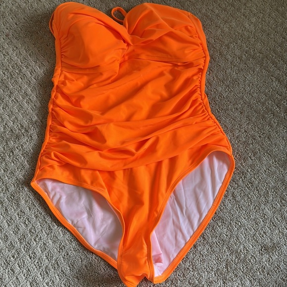 RELLECIGA Women's Tummy Control Swimwear Strapless One Piece Swimsuit for Women - Picture 2 of 7